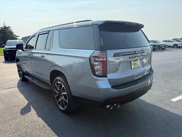 2023 Chevrolet Suburban RST