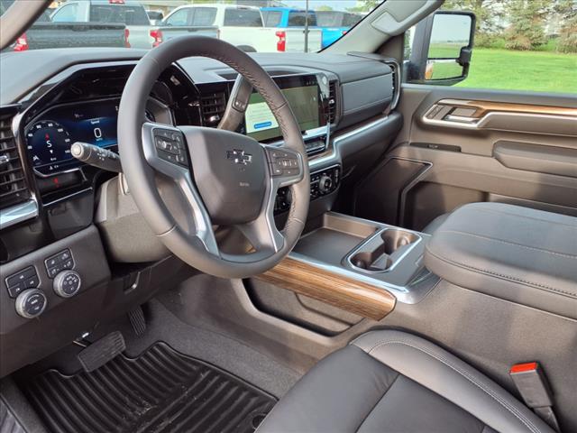 2025 Chevrolet Silverado 2500HD 2500 CREW CAB LT 4WD