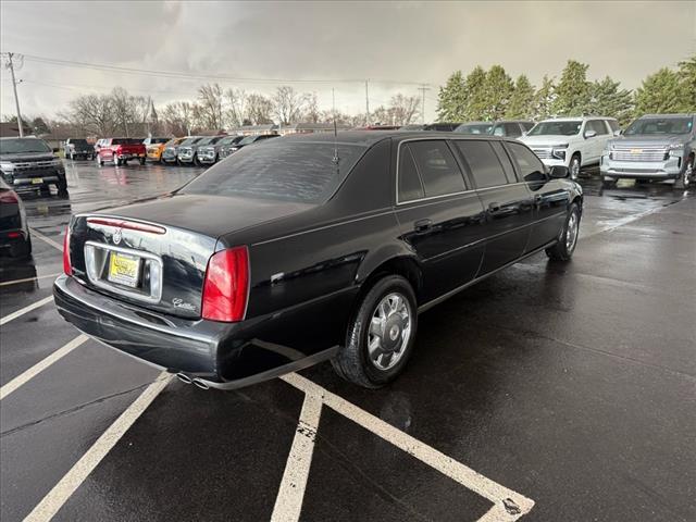 2002 Cadillac DEVILLE PROFESSIONAL LIMOUSINE