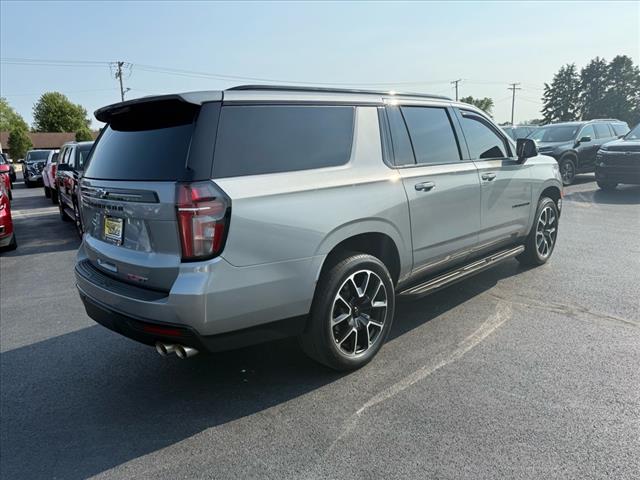 2023 Chevrolet Suburban RST