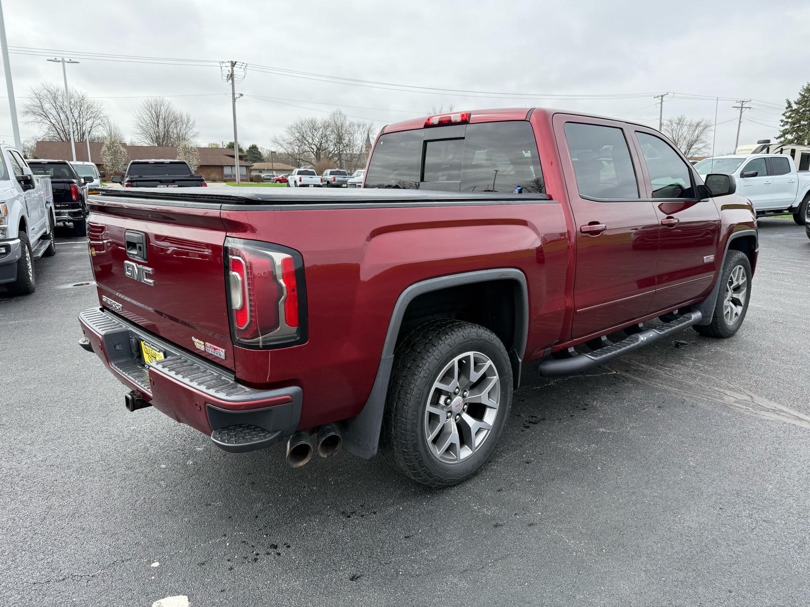 View vehicle photo 5