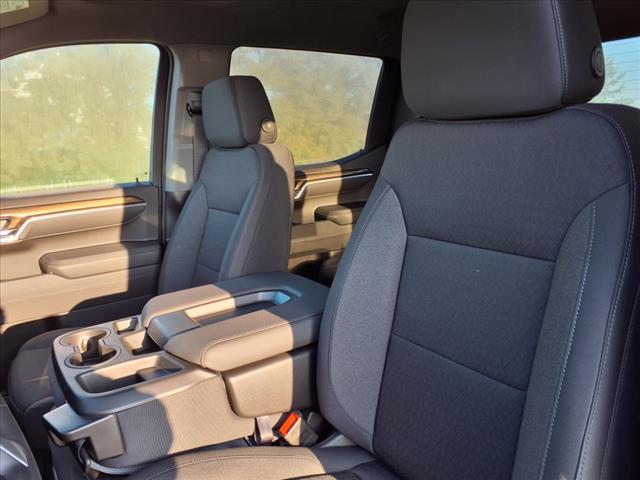 2025 Chevrolet Silverado 1500 1500 CREW RST 4WD