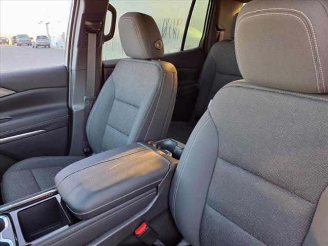 2025 Chevrolet Traverse FWD LT