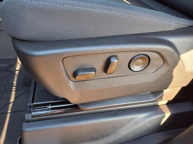 2025 Chevrolet Silverado 1500 1500 CREW RST 4WD
