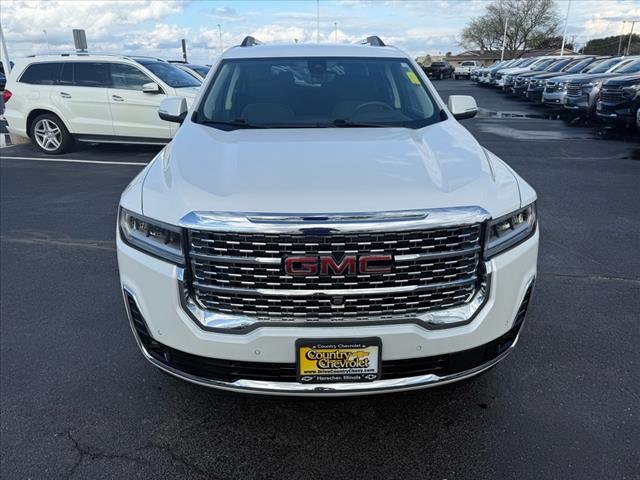 2023 GMC Acadia DENALI