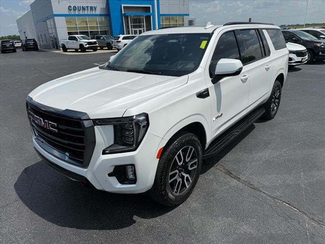 2023 GMC Yukon XL AT4