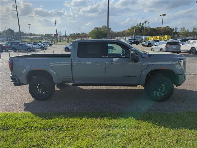 2025 GMC Sierra 2500HD AT4