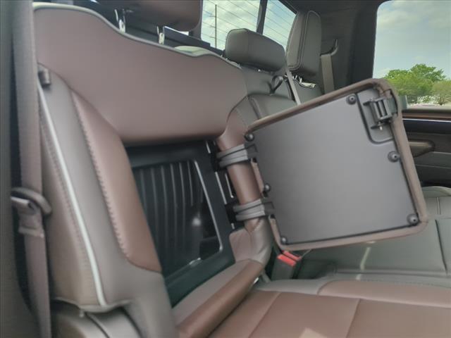 2025 GMC Sierra 2500HD Denali