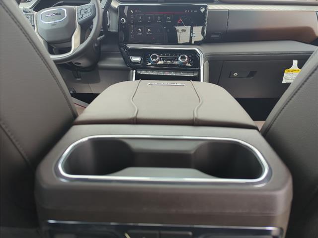 2025 GMC Sierra 2500HD Denali