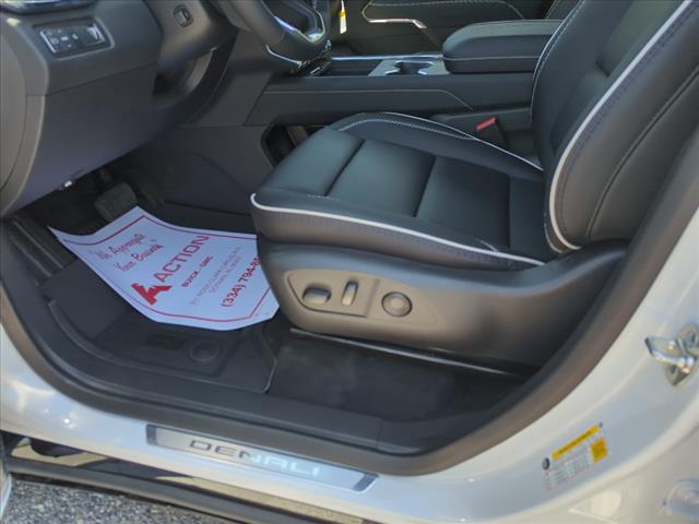 2025 GMC Acadia Denali