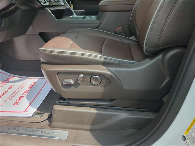 2025 GMC Sierra 2500HD Denali