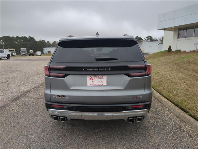 2025 GMC Acadia Denali