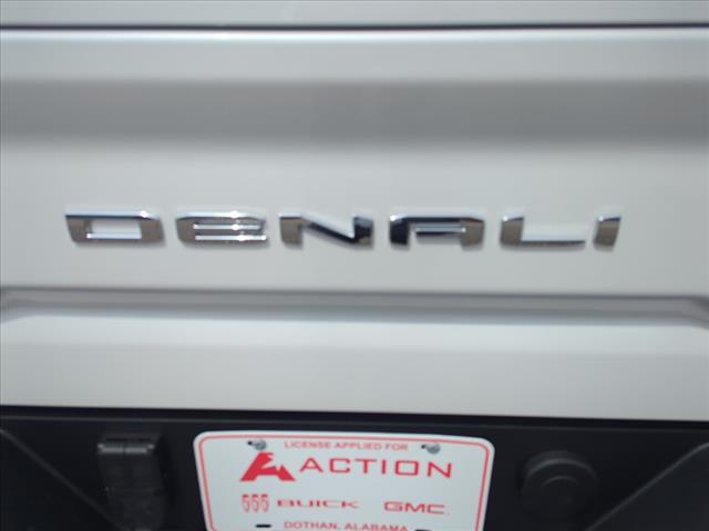 2025 GMC Sierra 2500HD Denali
