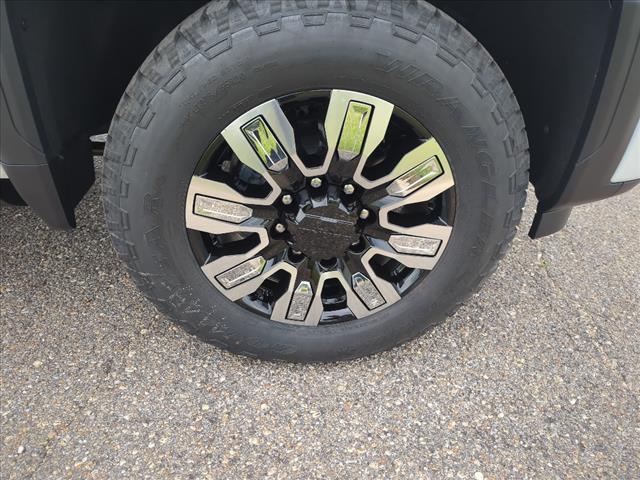 2025 GMC Sierra 2500HD Denali