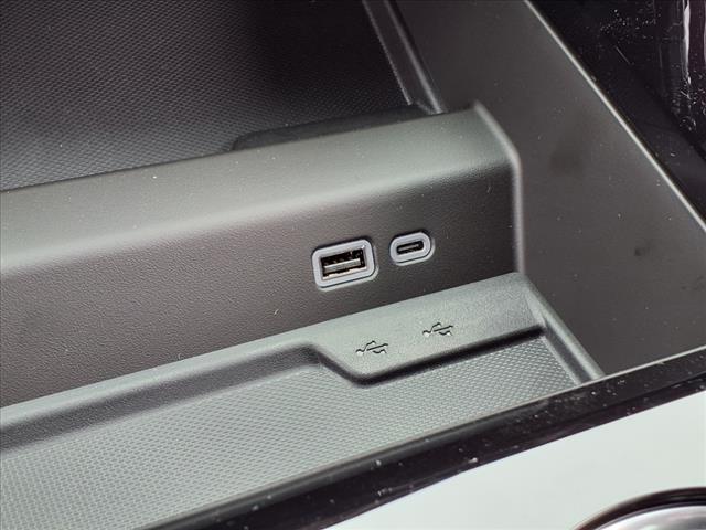 2025 Chevrolet Suburban LS