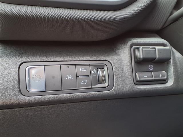 2025 Chevrolet Silverado EV LT