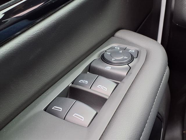 2025 Chevrolet Suburban LS