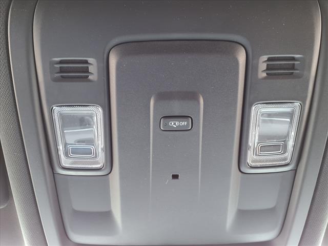 2025 Chevrolet Suburban LS