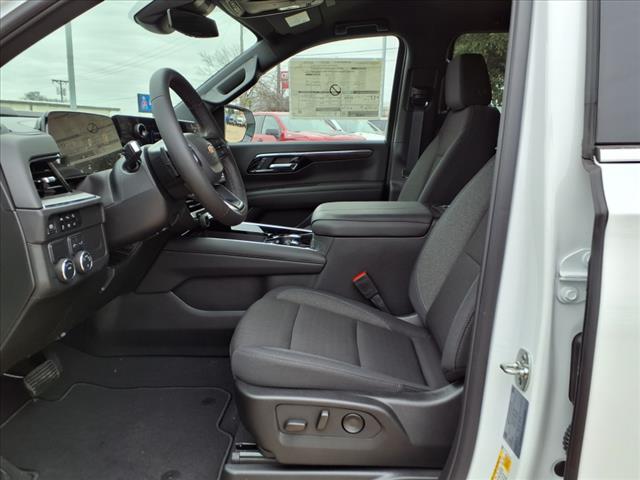 2025 Chevrolet Suburban LS