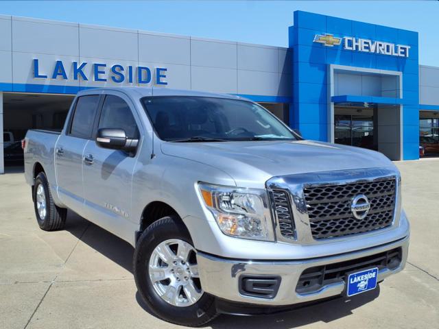 2018 Nissan Titan SV