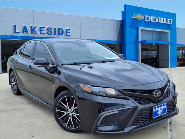 2023 Toyota Camry SE Nightshade