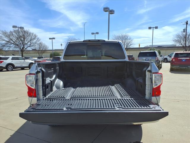2018 Nissan Titan SV