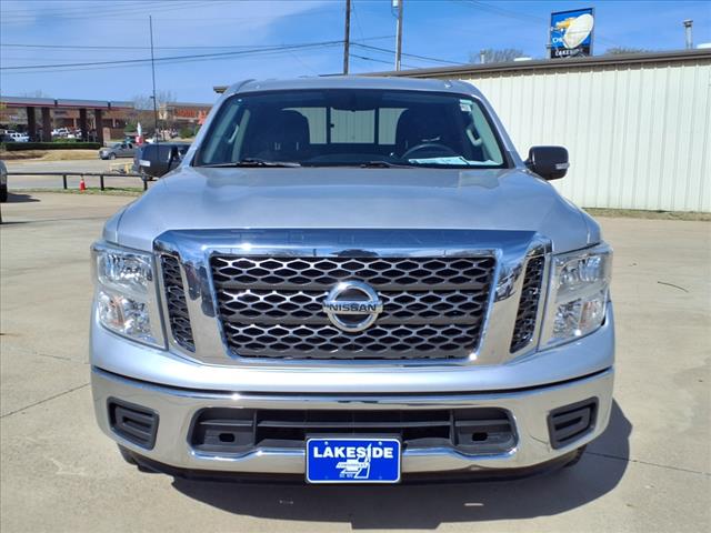 2018 Nissan Titan SV