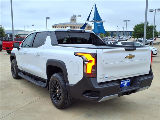 2025 Chevrolet Silverado EV LT