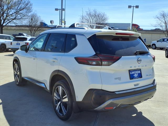 2022 Nissan Rogue SL