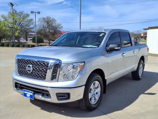 2018 Nissan Titan SV