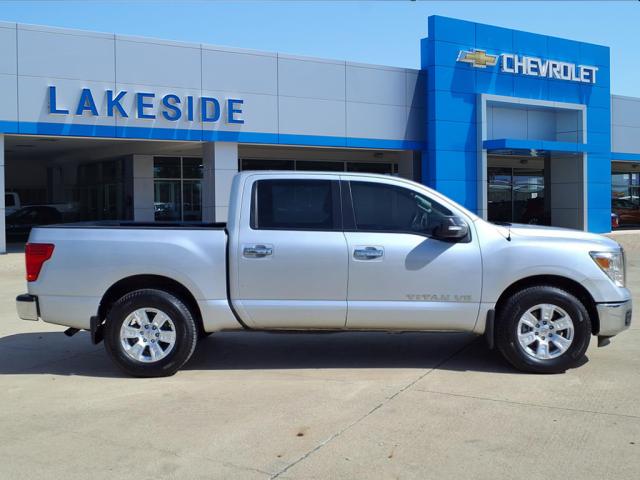 2018 Nissan Titan SV