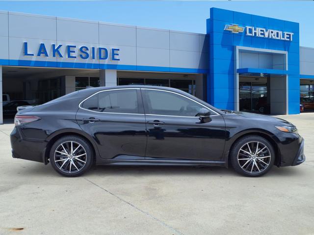 2023 Toyota Camry SE Nightshade