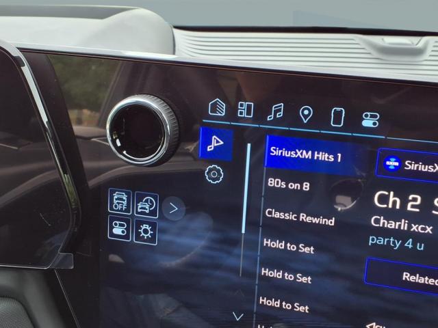 2025 Chevrolet Silverado EV LT