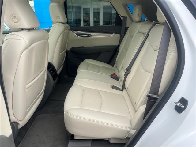 2017 Cadillac XT5 V6AT LUXURY