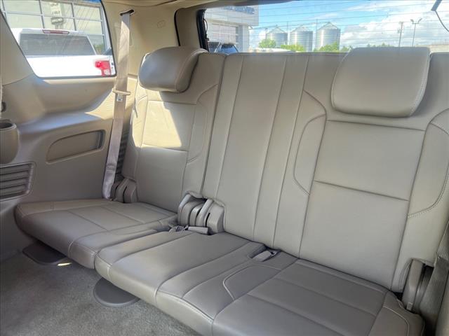 2016 Chevrolet Tahoe V8AT ROOF/NAV/BKTS