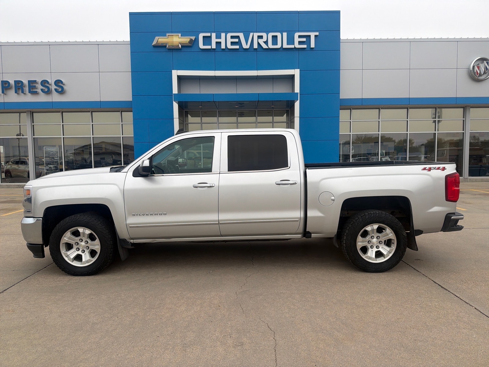 2018 Chevrolet Silverado 1500 LTZ Crew Cab 4WD