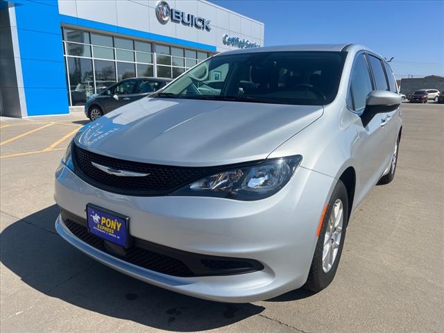 2023 Chrysler Voyager V6AT STO-N-GO
