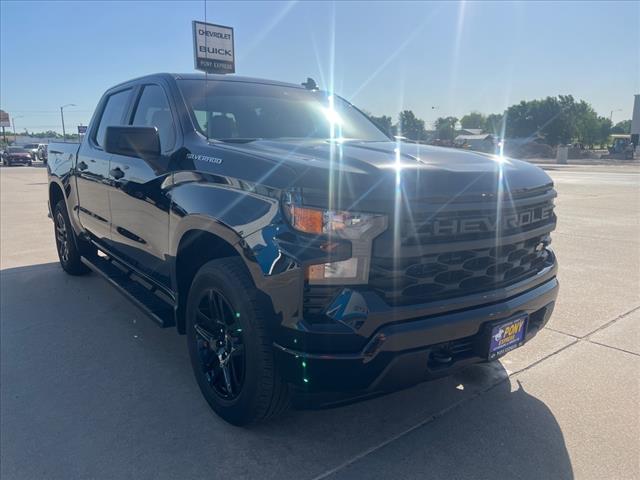 2024 Chevrolet Silverado 1500 CUSTOM CREW 4X4