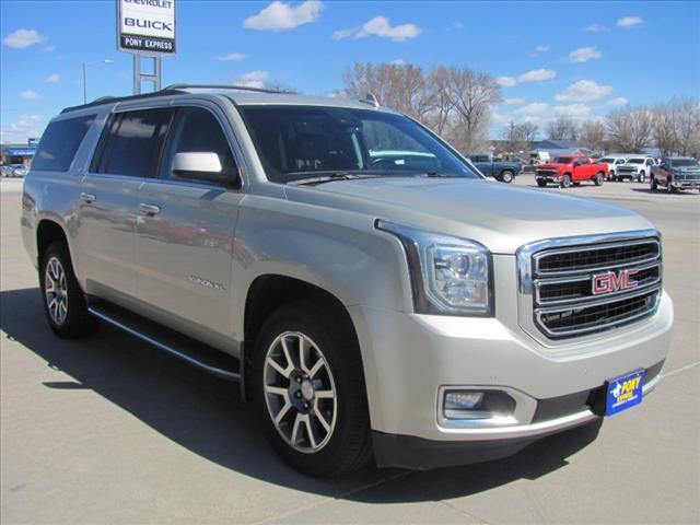 2016 GMC Yukon XL V8AT SLT QUAD