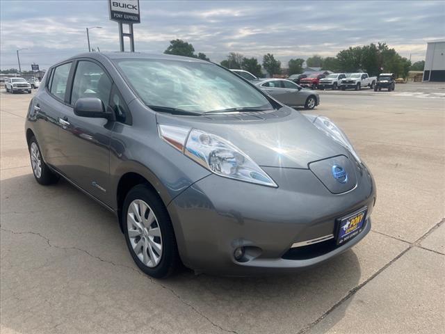 2015 Nissan LEAF HB ELECTRIC S