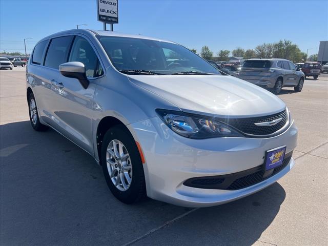 2023 Chrysler Voyager V6AT STO-N-GO