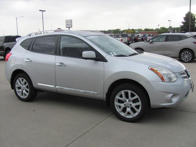 Preowned 2013 NISSAN Rogue 4CYAT LTHR for sale by Pony Express Chevrolet Buick in Gothenburg, NE