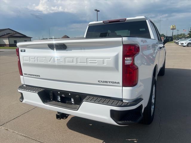 2025 Chevrolet Silverado 1500 CUSTOM/4X4
