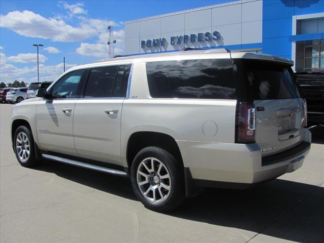 2016 GMC Yukon XL V8AT SLT QUAD