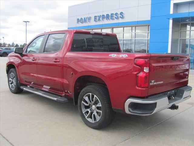 2022 Chevrolet Silverado 1500 4WD CREW LT 2.7