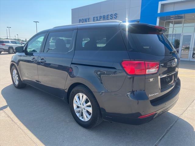 2017 Kia Sedona V6AT LX PKG