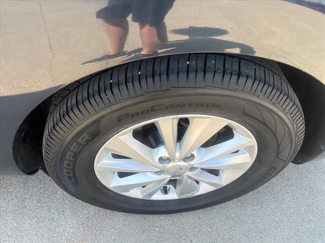2017 Kia Sedona V6AT LX PKG