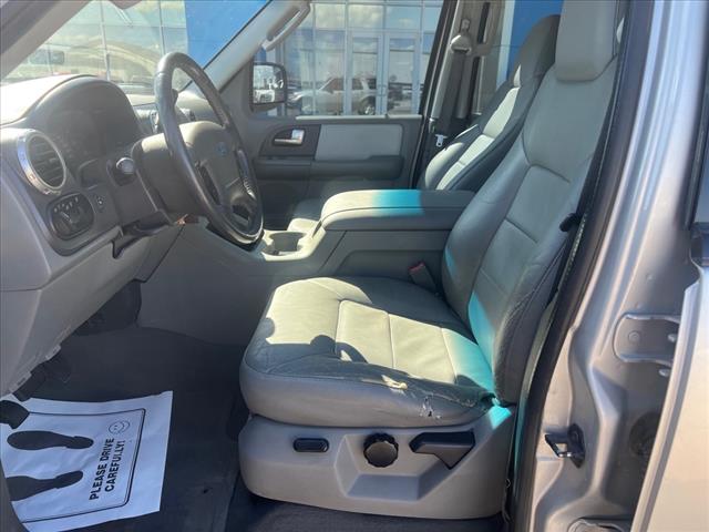 2004 Ford Expedition V8AT XLT PKG
