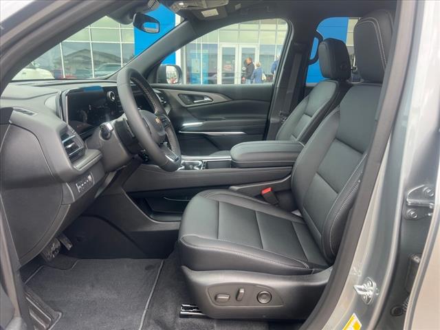 2025 Chevrolet Traverse LT/CONF PKG