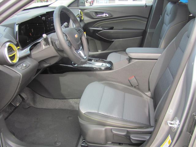 2025 Chevrolet Trax CONV PKG